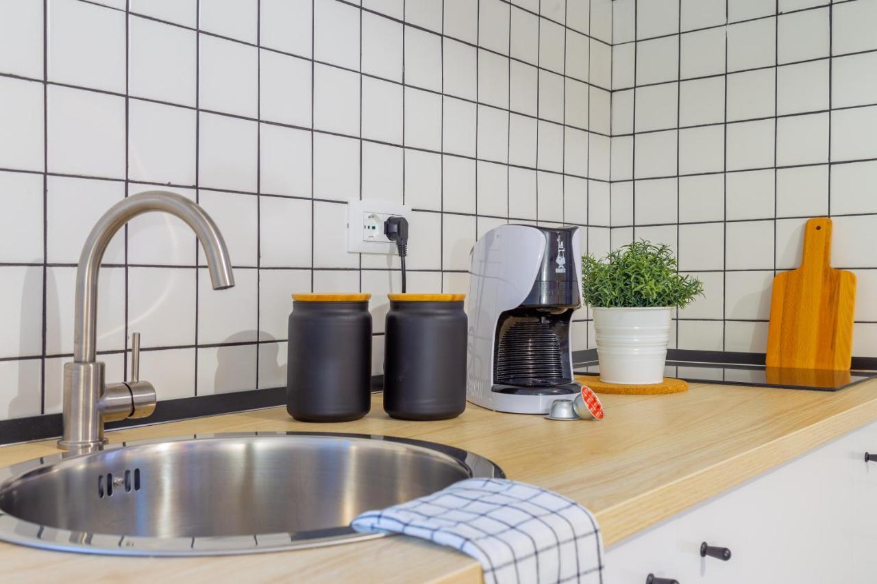 Stylish Loft In The City Center Trieste Eksteriør bilde